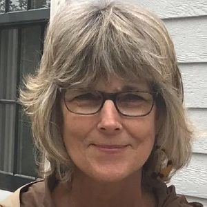 Meet your Posher, Lorie